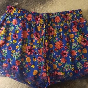 Womens Floral print lace shorts NWOT size L